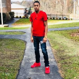 Meet your Posher, Adonis